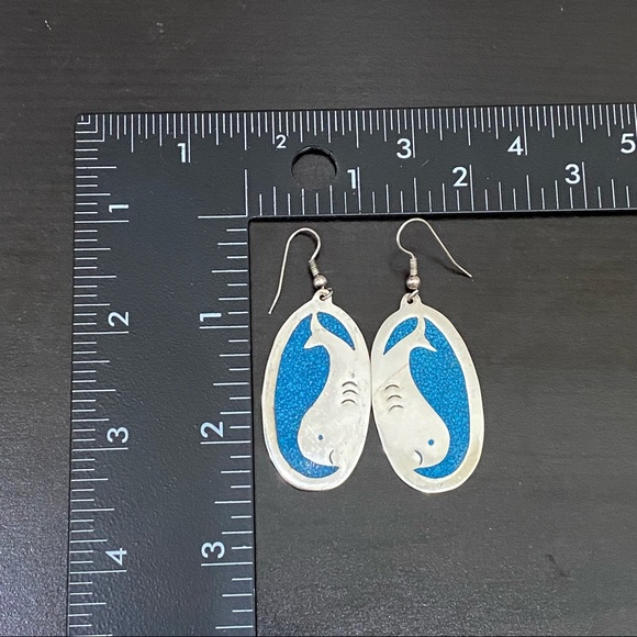Vintage Unsigned Sterling Silver Whale Turquoise Inlay Drop Earrings - Picture 6 of 9